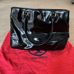 Tory Burch Patent Leather Robinson Bag
